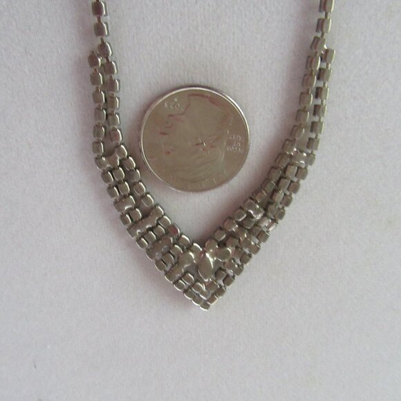 Vintage clear rhinestone chevron V necklace choker - super sparkling!! - Picture 6 of 7